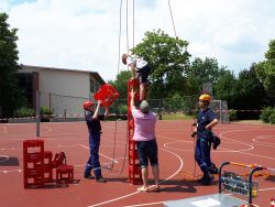 024-20180610 1408-Kistenstapeln.jpg