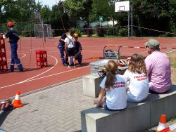 019-20180610 1405-Kistenstapeln.jpg